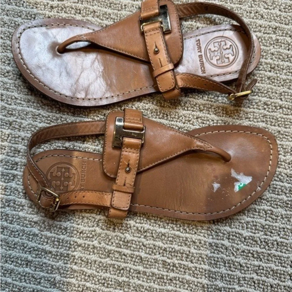 Tory Burch Sandals Leather Thong Buckle Tan‎ Gold Hardware